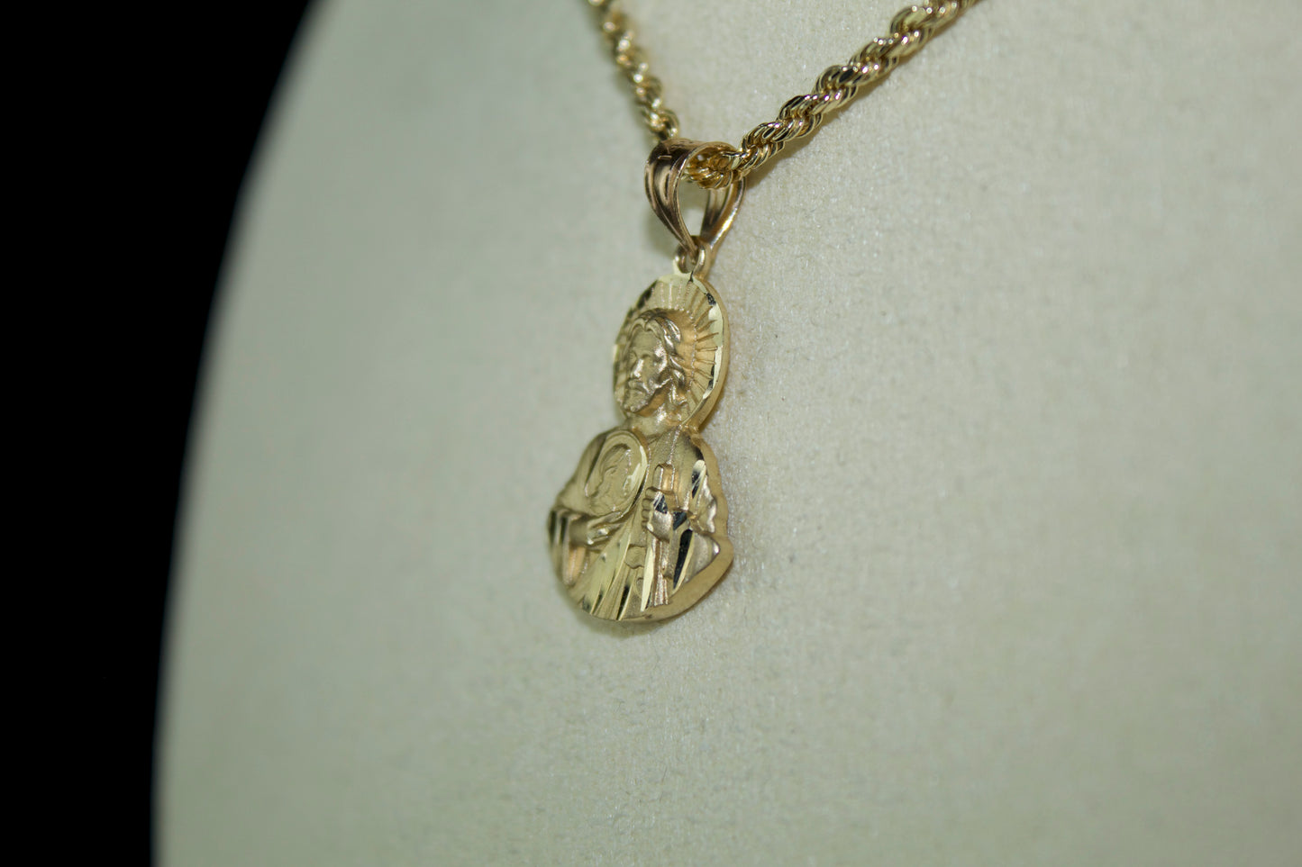 14K San Judas Pendant – Diamond Cut Radiance