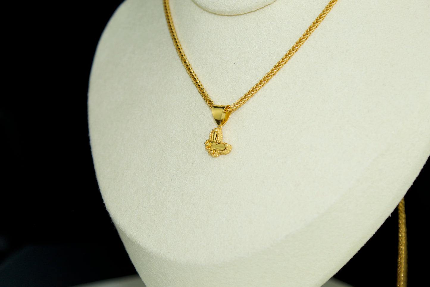 Butterfly Pendant | Solid 21 Karat | Chain Set Available