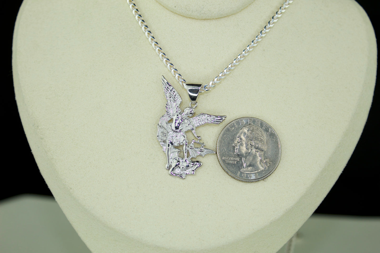 San Miguel Arcángel Pendant .925 Silver Rhodium Plated