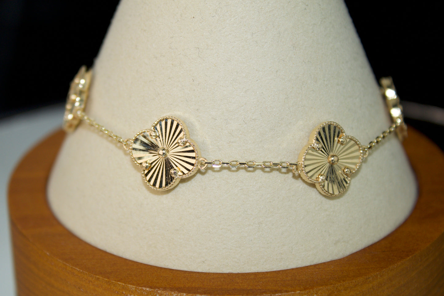 Clover Bracelet | 14K Solid | 13mm | 7.5" (9" With Extension)
