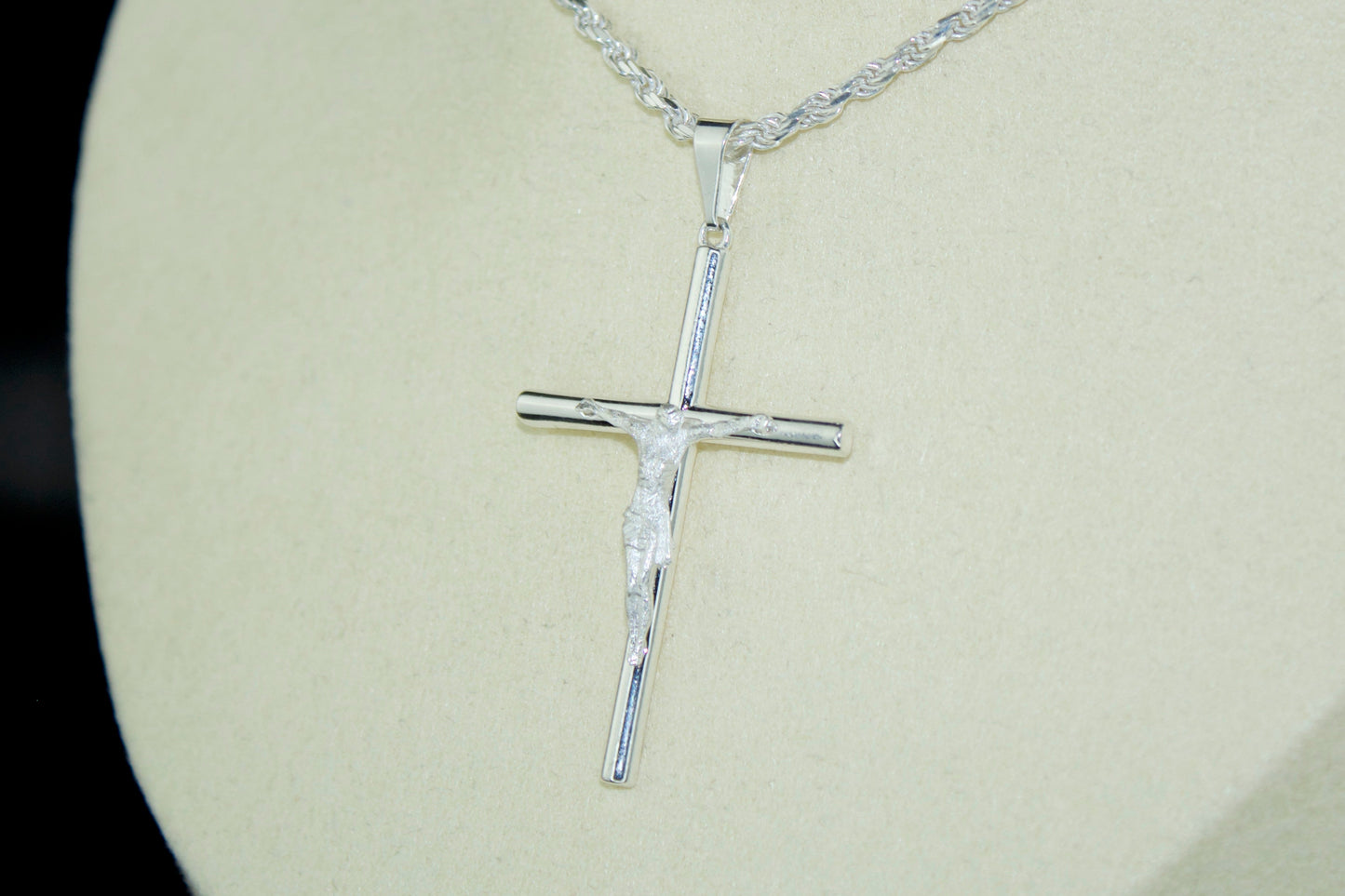 Crucifix Pendant .925 Sterling Silver