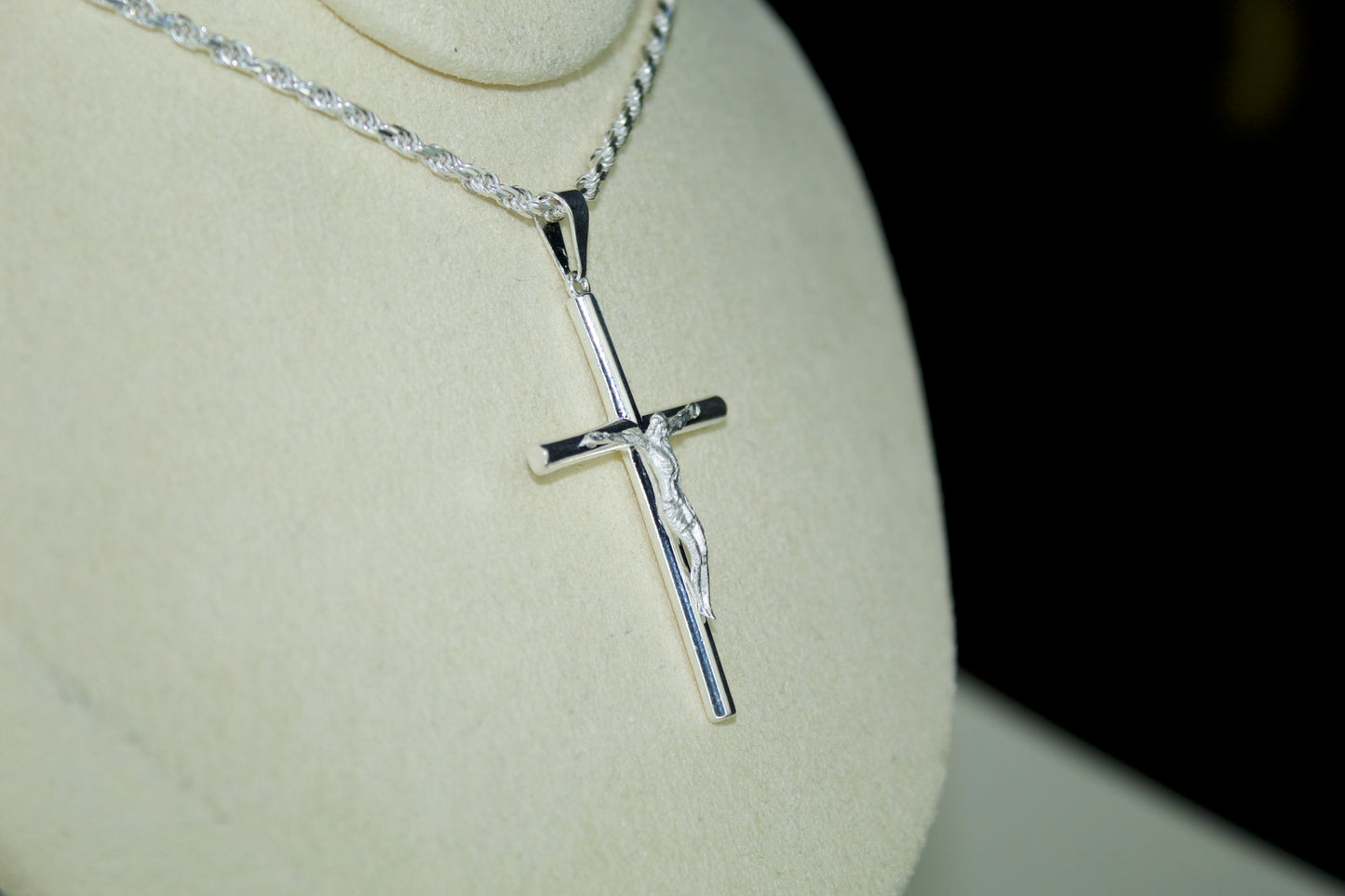 Crucifix Pendant .925 Sterling Silver