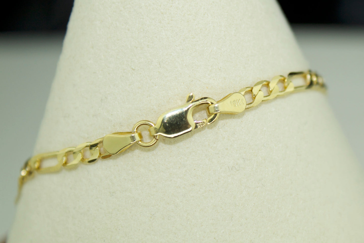 10K Solid Figaro Bracelet 7.5 Inch | Classic Gold Chain Bracelet