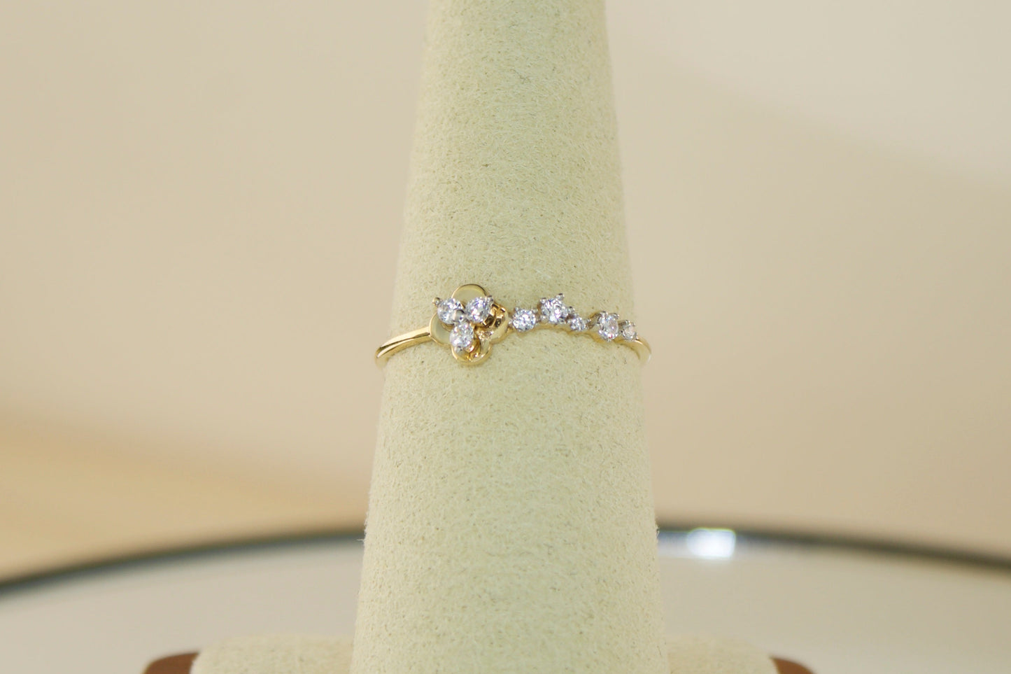 14K CZ Flower Ring | Size 7