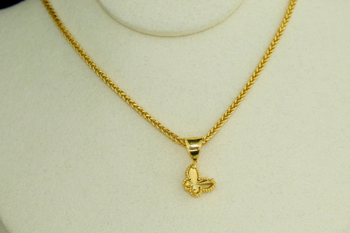 Butterfly Pendant | Solid 21 Karat | Chain Set Available