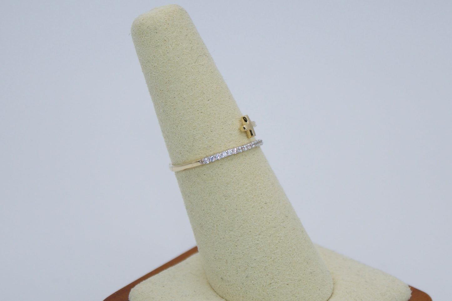 14K Cross Wrap Ring with CZ | Size 6.5