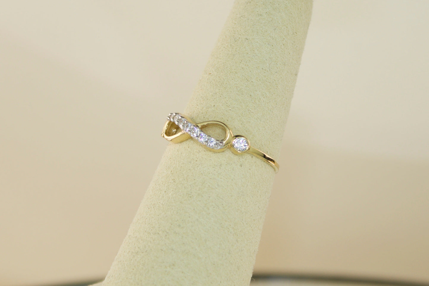 14K CZ Infinity Ring | Size 7