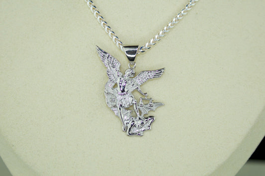 San Miguel Arcángel Pendant .925 Silver Rhodium Plated