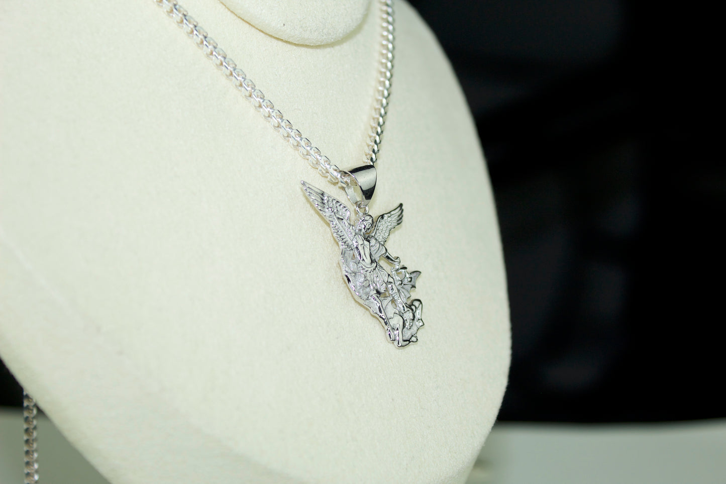 San Miguel Arcángel Pendant .925 Silver Rhodium Plated