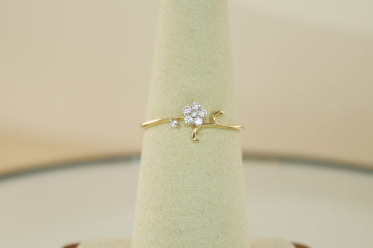 14K Flower Ring with CZ Accents | Size 7