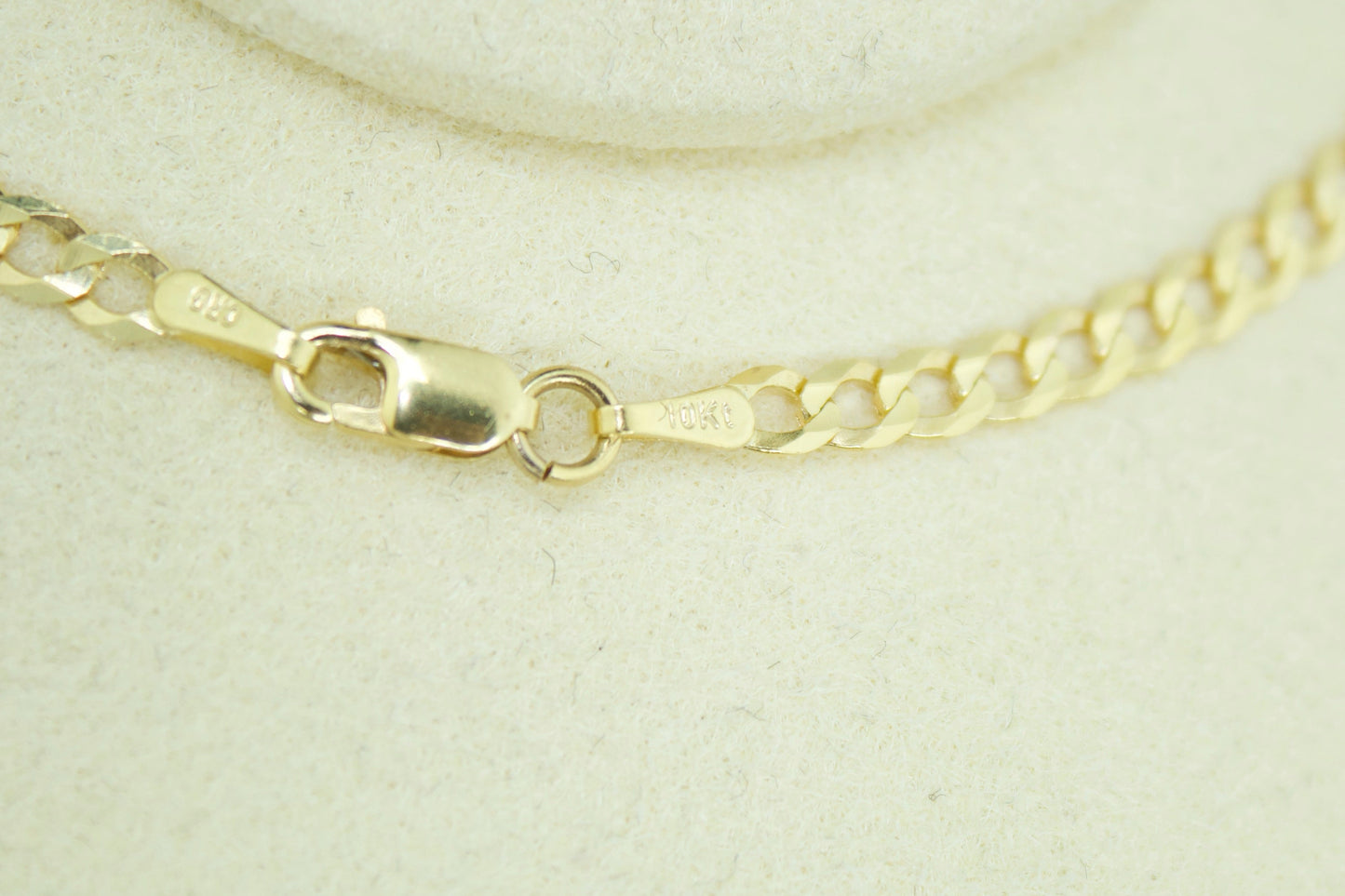 Cuban Curb Chain | 10K | Solid | 3.0mm | 18 Inch