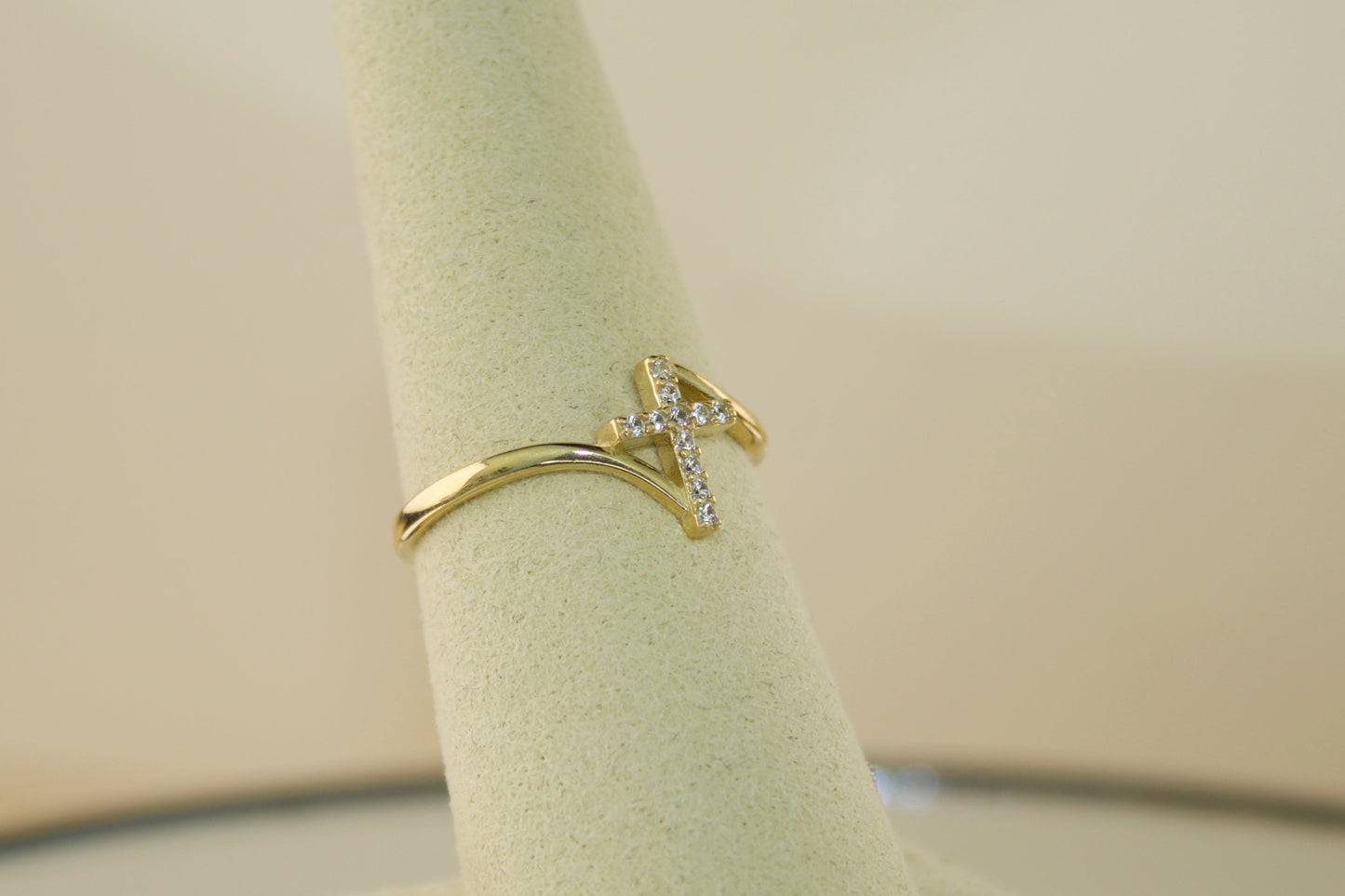 Cross Ring with CZ Accents | Solid 10K | Size 7.5