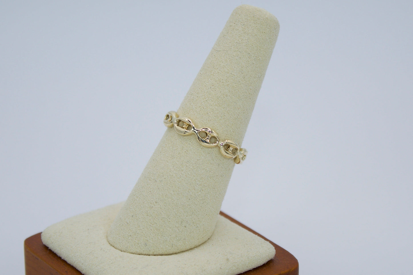 14K Elegant Link Ring | Size 7.5
