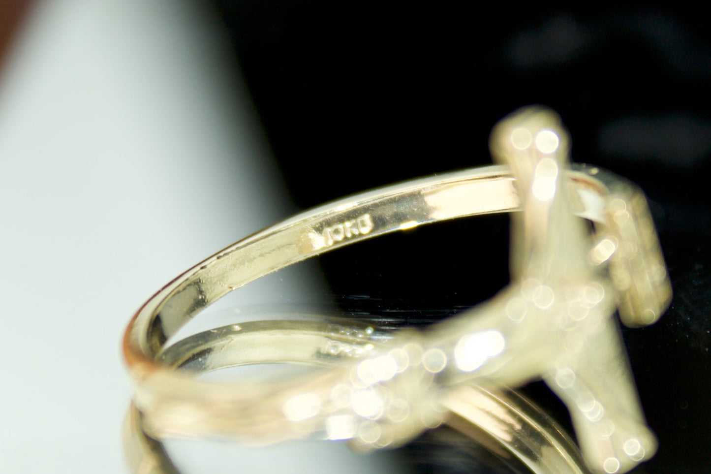 10K Solid Crucifix Ring