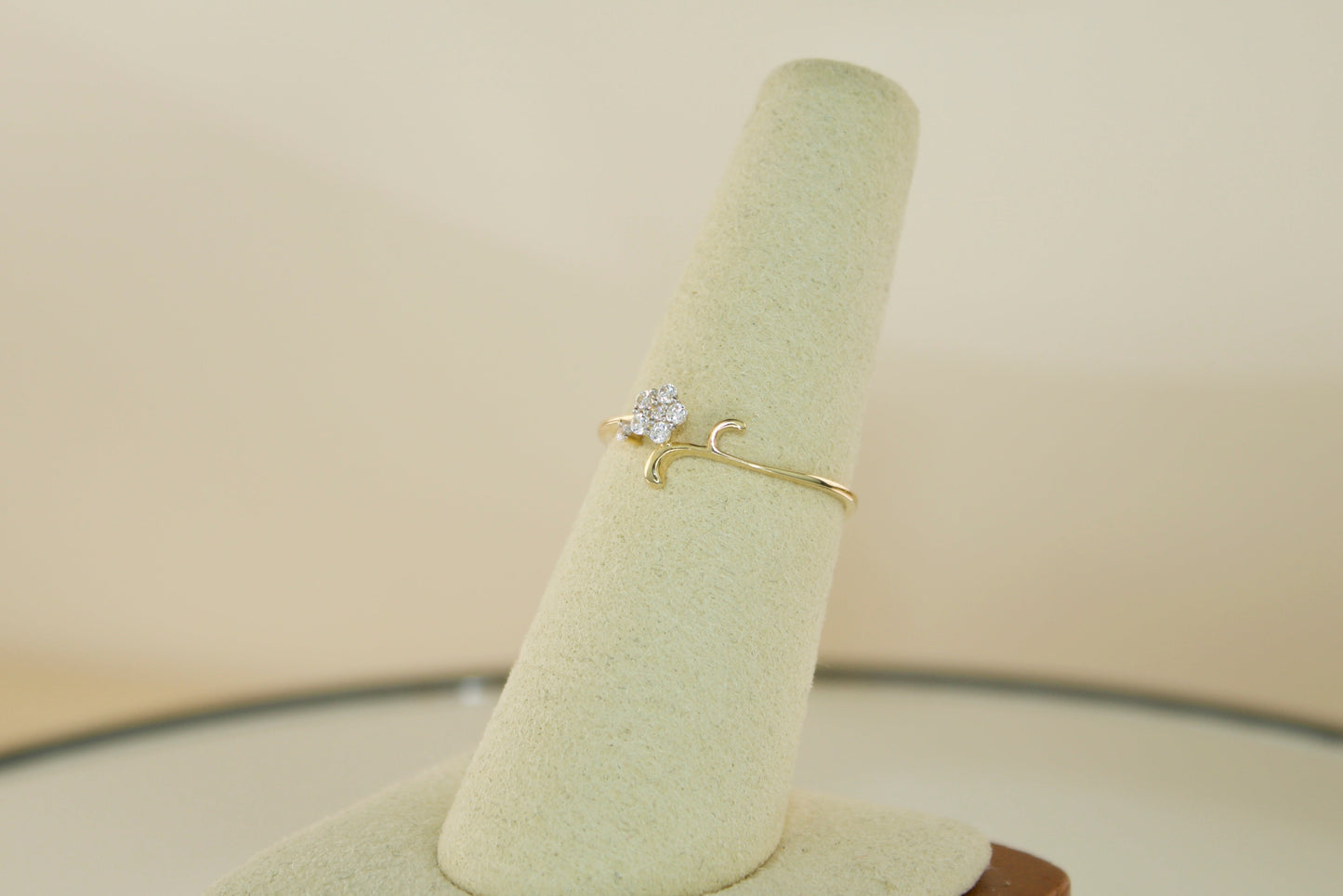 14K Flower Ring with CZ Accents | Size 7