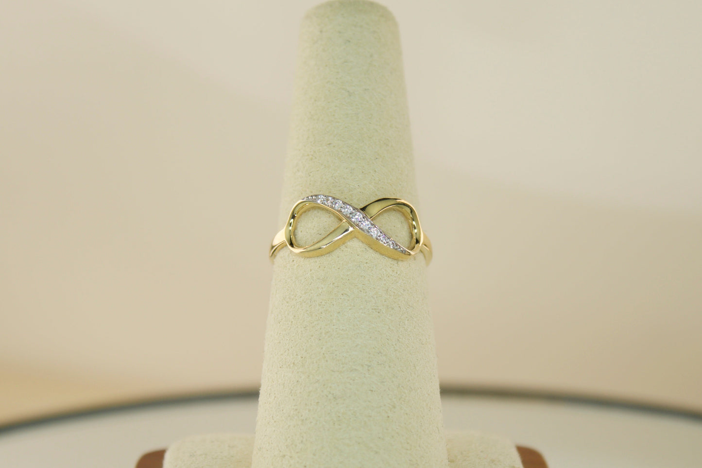 14K Infinity Ring with CZ Accents | Size 7