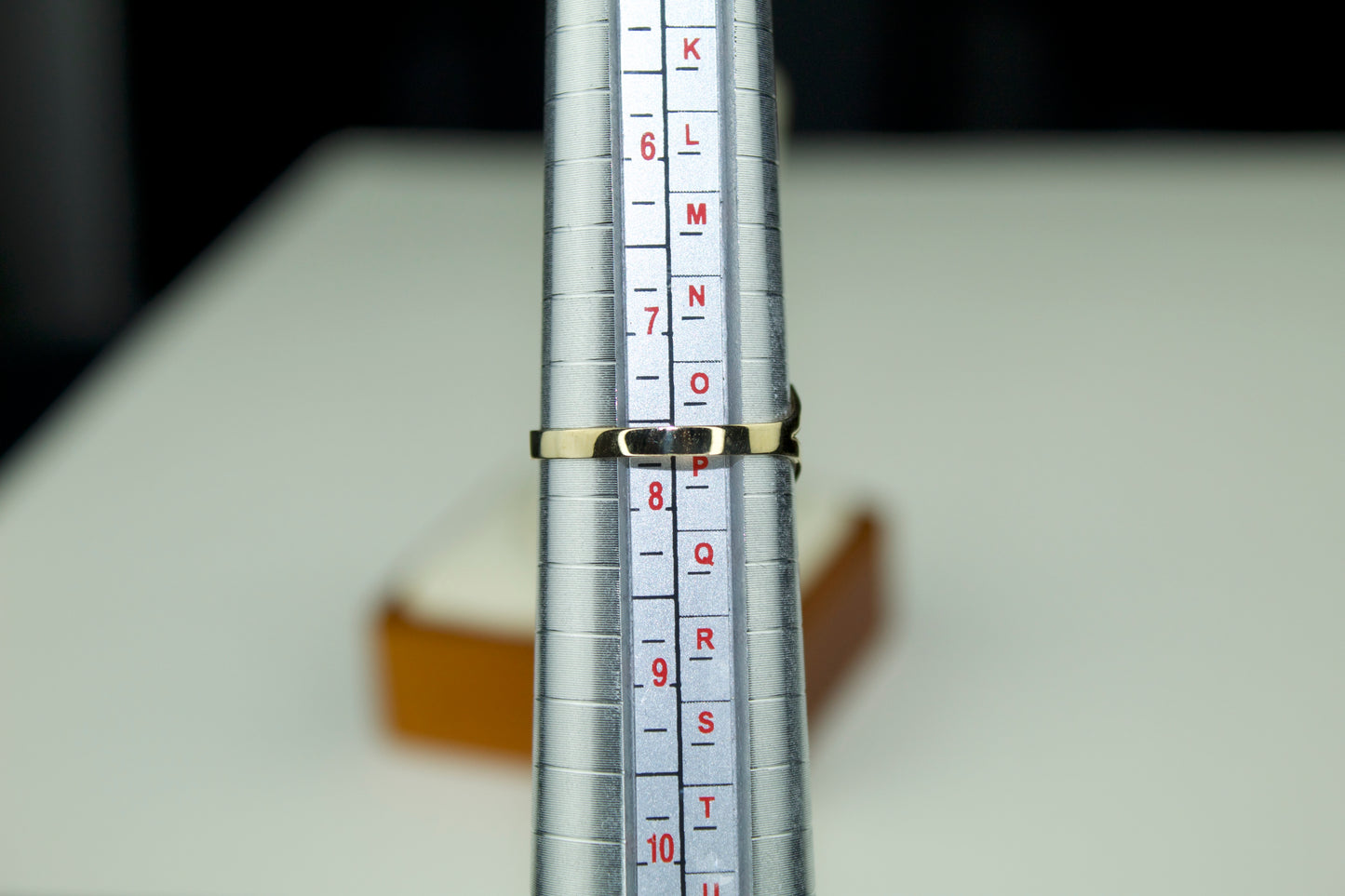 14K 3-Tone Virgen Ring with Filigree Hearts