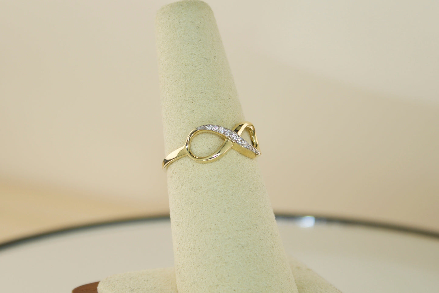 14K Infinity Ring with CZ Accents | Size 7