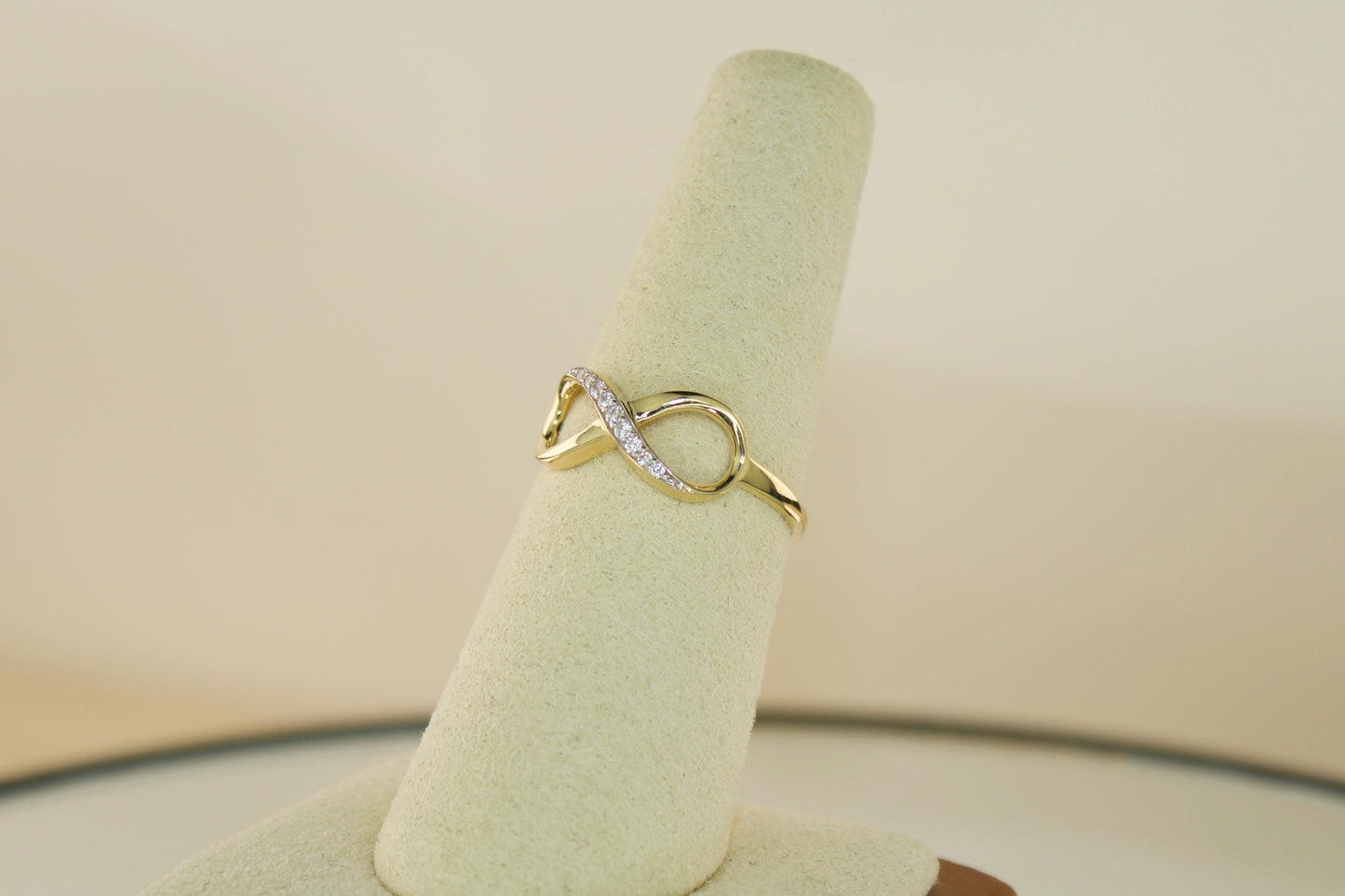 14K Infinity Ring with CZ Accents | Size 7