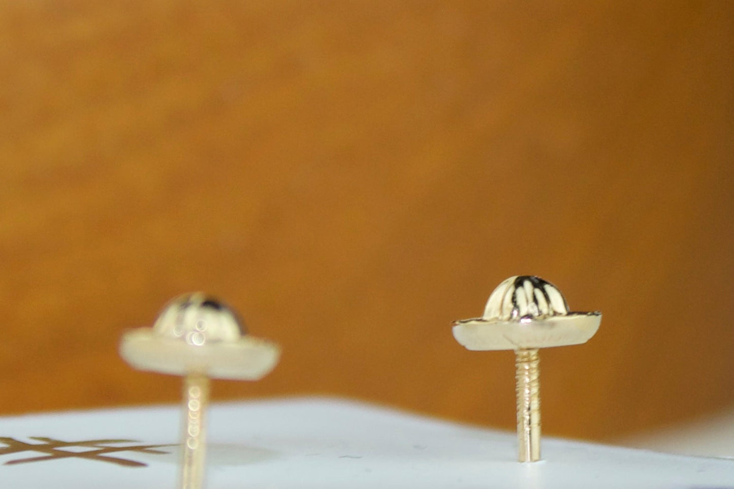 Virgencita Stud Earrings | 14K