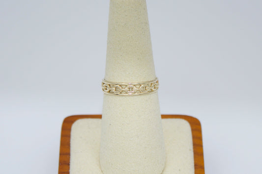 14K Frame Elegant Ring | Size 7.5