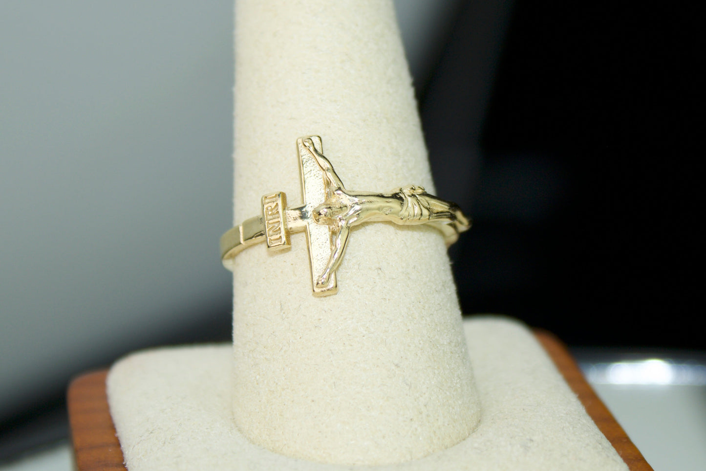 10K Solid Crucifix Ring