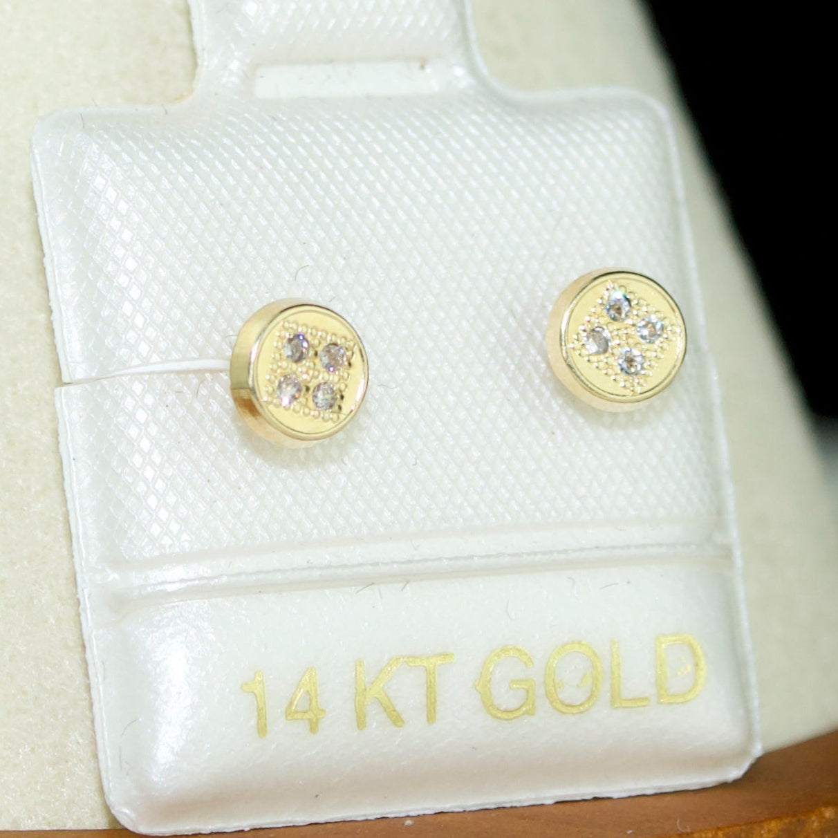 Circle CZ Studs | 14K | Screw Back