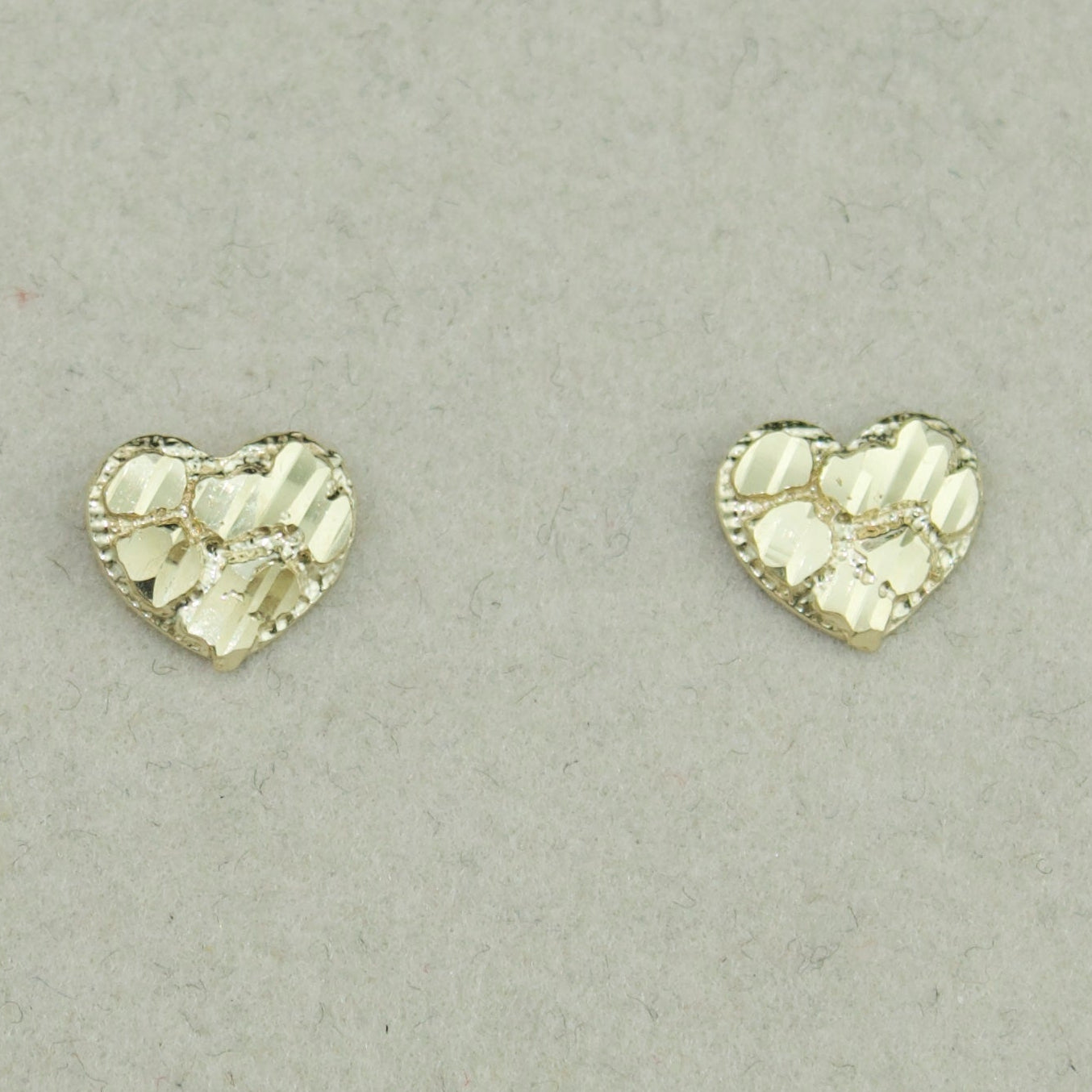 Nugget Heart Studs | 14K