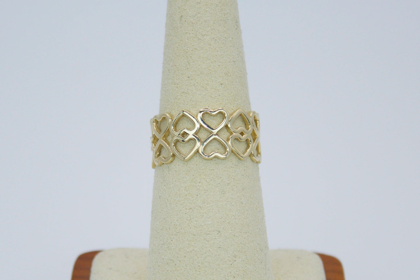 14K Solid Gold Endless Hearts Ring | Size 7.5