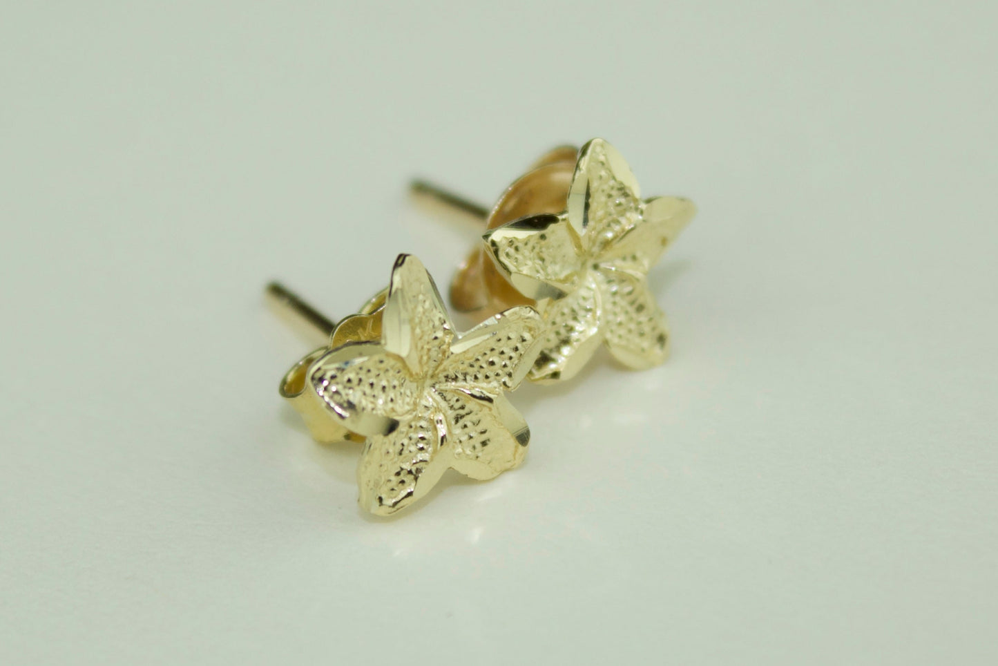 14K Hibiscus Stud Earrings