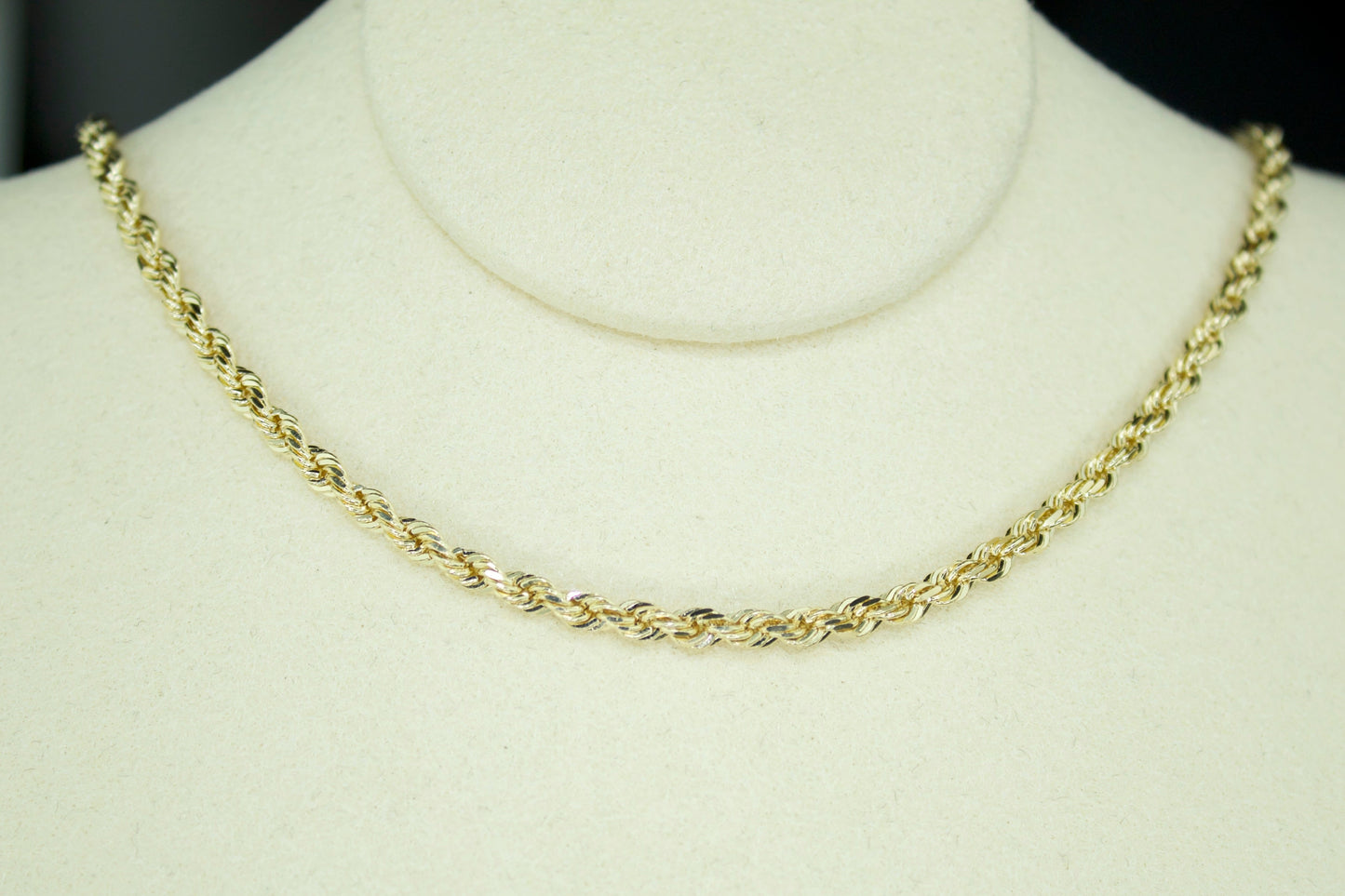 14K Hollow Diamond-Cut Rope Chain – 3mm | 24”