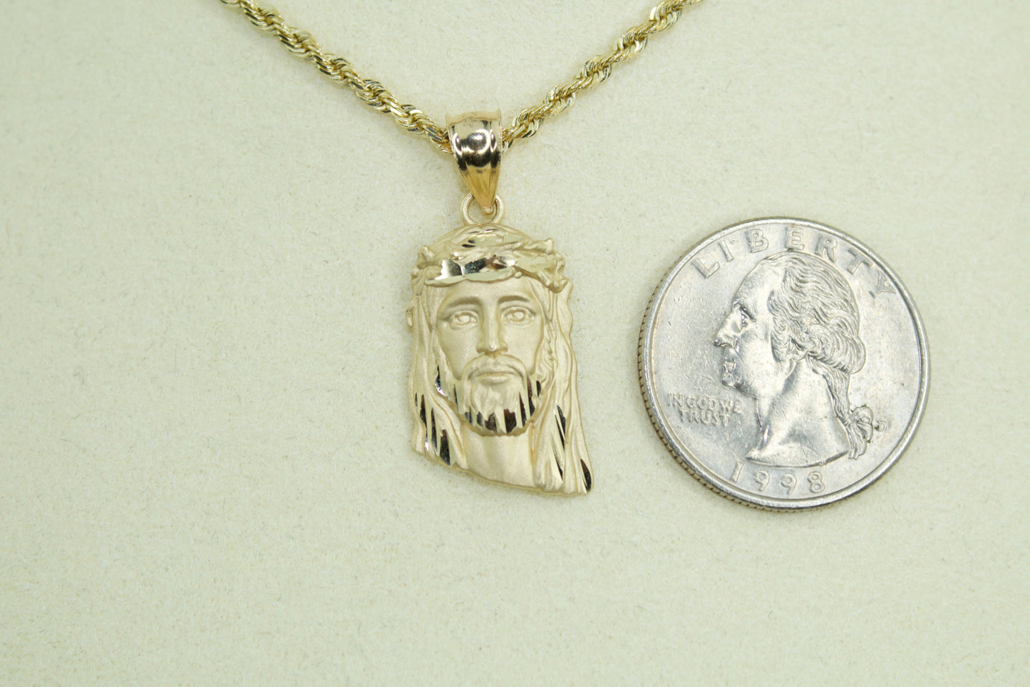 14K Detailed Jesus Christ Pendant – Diamond Cut Brilliance