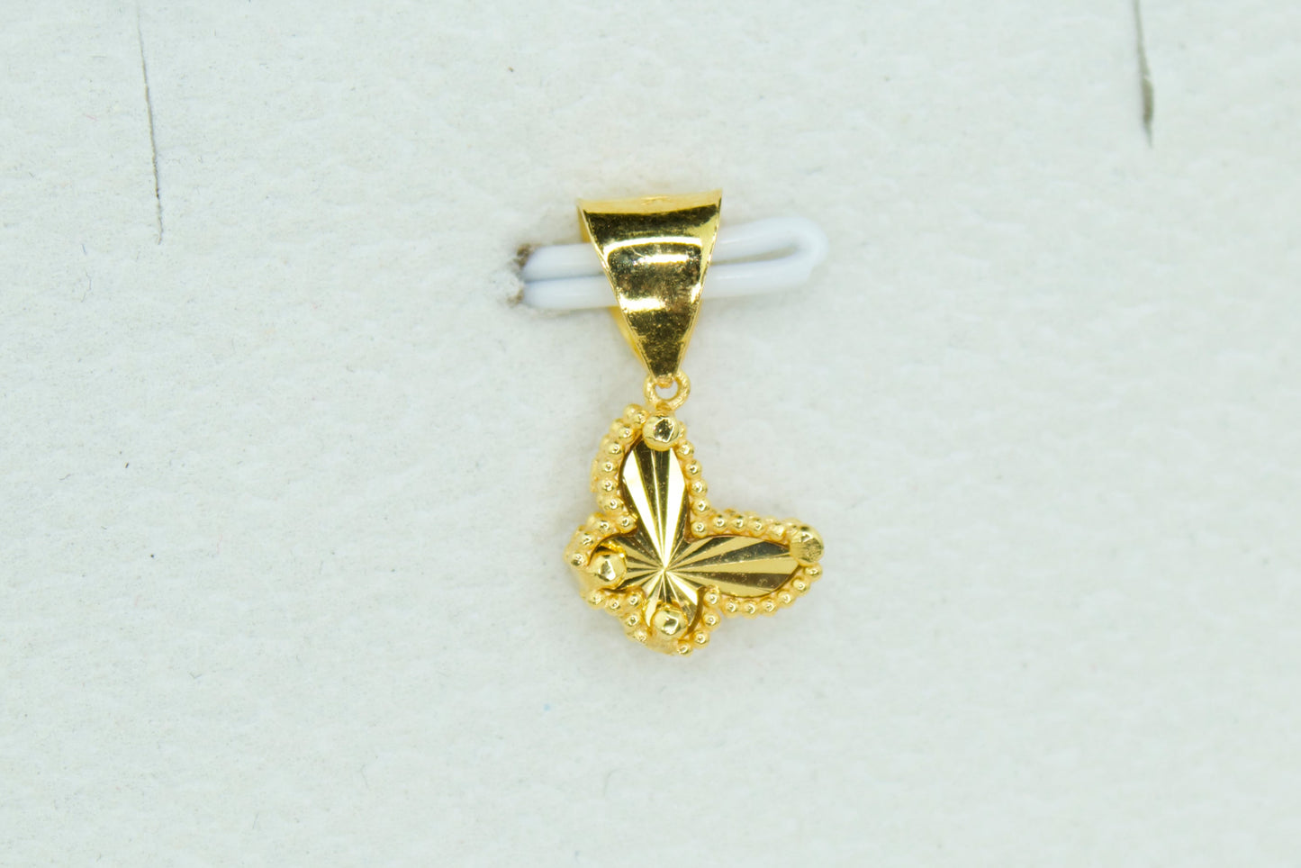 No.21 Butterfly Solid 21K Pendant