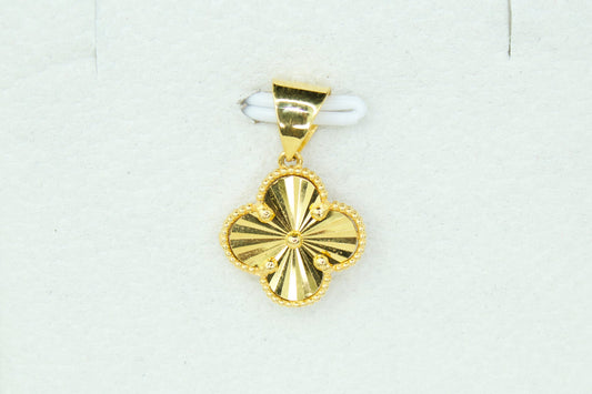 Clover Pendant | Solid 21 Karat | Chain Set Available