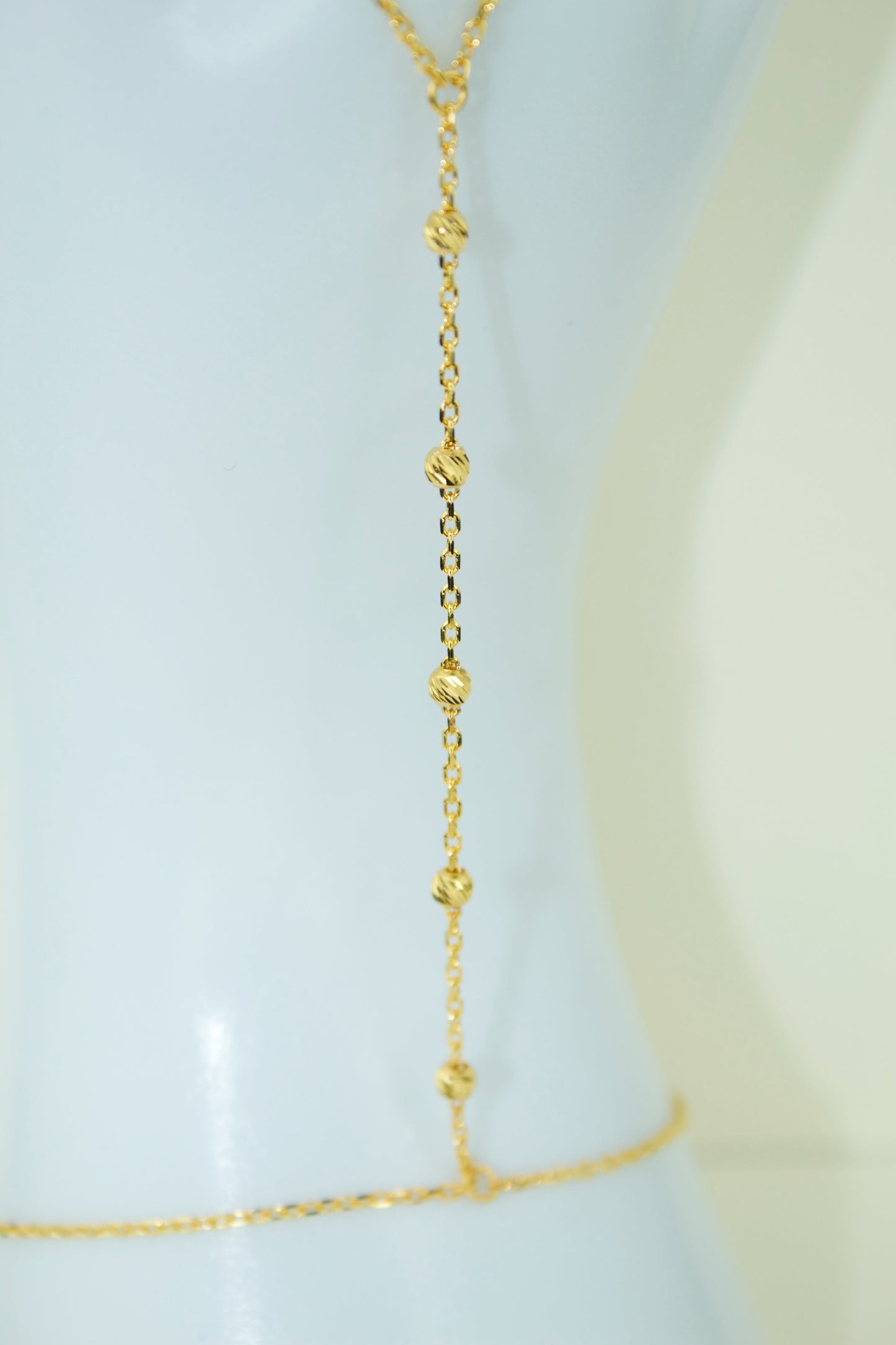 No.21 Beaded Hand Chain Bracelet