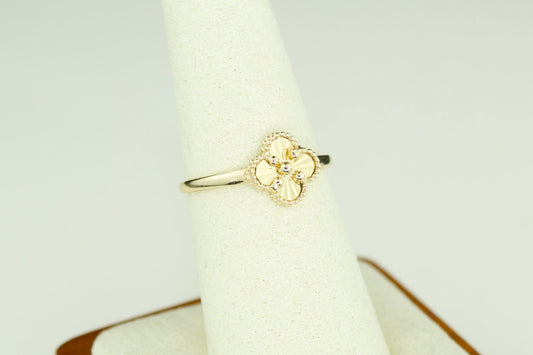 Dainty Clover Ring | Solid 14K | Size 7.5