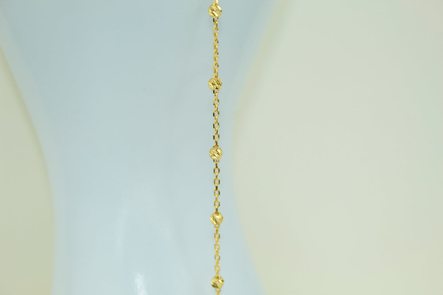 No.21 Beaded Hand Chain Bracelet