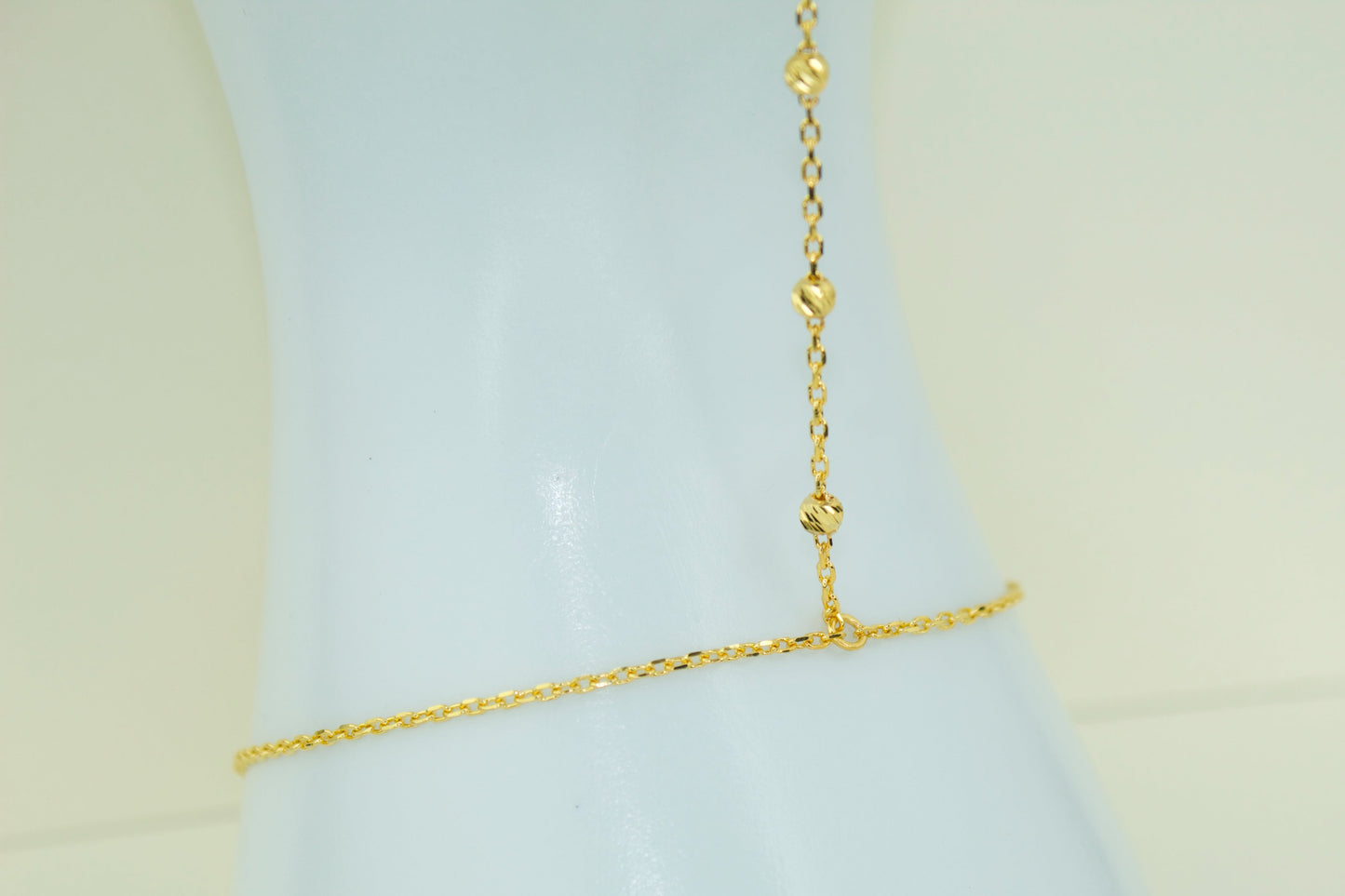 No.21 Beaded Hand Chain Bracelet