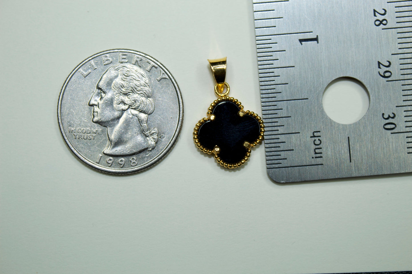 21K Clover Pendant | Solid Gold with Onyx Inlay | Chain Set Available