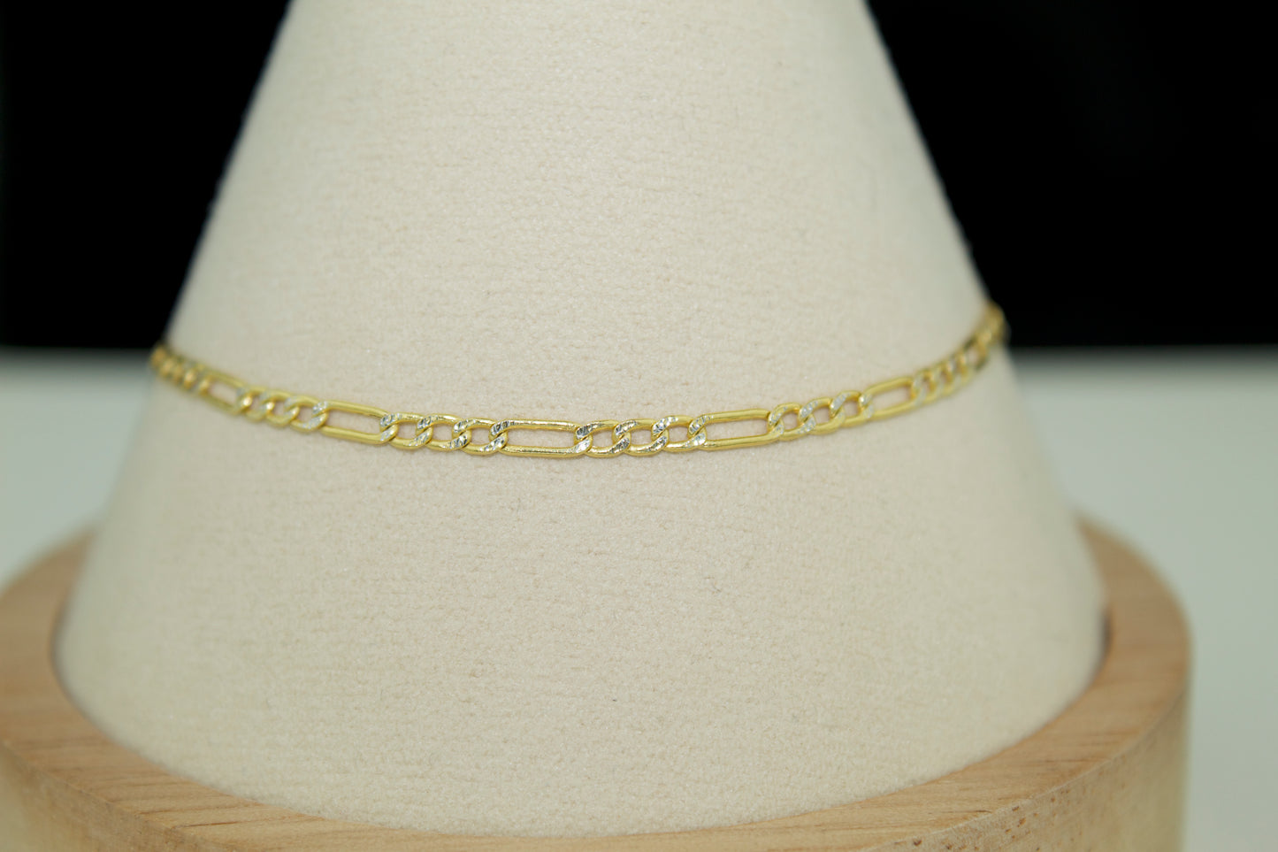 14K II Tone Diamond-Cut Figaro Bracelet – 2.2mm, 7.5"