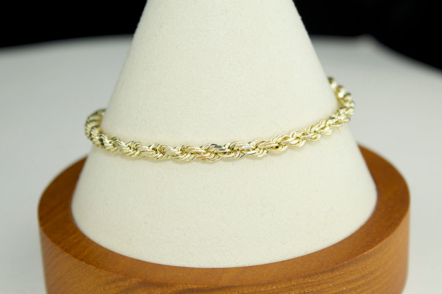 10K Diamond Cut Rope Bracelet | Hollow | 4mm | 7.25 Inches